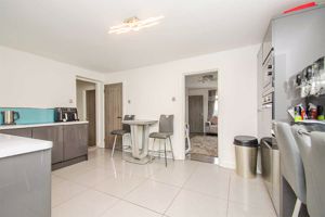 Photo 16- click for photo gallery